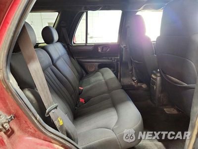 Zdjęcie 11 z 13 samochodu: 2003 CHEVROLET BLAZER VIN:1GNDT13XX3K137227 - miniatura