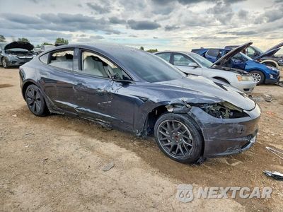 Czwarte zdjęcie samochodu z boku: 2025 TESLA MODEL 3 VIN:5YJ3E1EAXSF060085 - miniatura