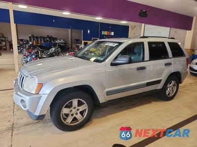 2006 JEEP GRAND CHEROKEE LAREDO 1J4GR48646C197743 - główne zdjęcie licytacji z USA - miniatura