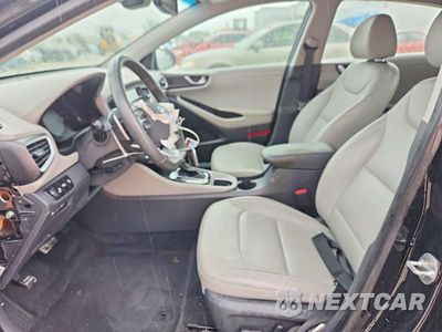 Zdjęcie 7 z 13 samochodu: 2019 HYUNDAI IONIQ LIMITED VIN:KMHC05LC8KU109331 - miniatura
