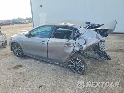 Drugie zdjęcie samochodu z przodu: 2024 KIA FORTE LXS VIN:3KPF24AD2RE837558 - miniatura