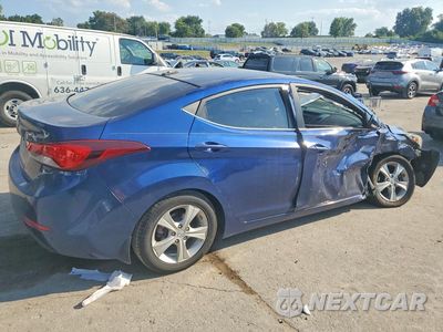 Trzecie zdjęcie samochodu z tyłu: 2016 HYUNDAI ELANTRA VALUE EDITION VIN:5NPDH4AE8GH725435 - miniatura