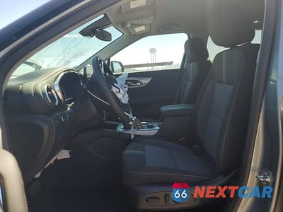 Zdjęcie 7 z 13 samochodu: 2026 CHEVROLET BLAZER 2LT VIN:3GNKBCR47TS175408 - miniatura