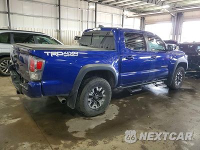 Trzecie zdjęcie samochodu z tyłu: 2023 TOYOTA TACOMA TRD OFF-ROAD VIN:3TMCZ5AN0PM646818 - miniatura