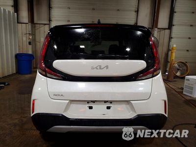 Zdjęcie 6 z 12 samochodu: 2025 KIA SOUL LX VIN:KNDJ23AU3S7962451 - miniatura