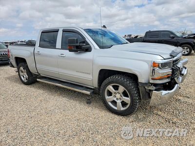 Czwarte zdjęcie samochodu z boku: 2017 CHEVROLET SILVERADO C1500 LT VIN:3GCUCREC0HG351210 - miniatura