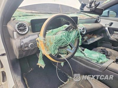 Zdjęcie 8 z 12 samochodu: 2022 MERCEDES-BENZ A 220 VIN:W1K3G4EB1NJ327363 - miniatura