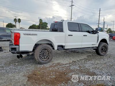 Trzecie zdjęcie samochodu z tyłu: 2026 FORD F250 SUPER DUTY VIN:1FT8W2BT6TEC82706 - miniatura
