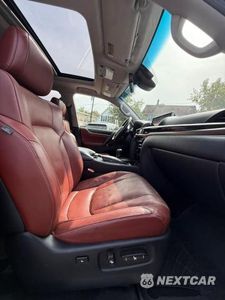 Piąte zdjęcie samochodu w środku: 2016 LEXUS LX 570 VIN:JTJHY7AX2G4203634 - miniatura