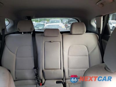 Zdjęcie 10 z 13 samochodu: 2019 HYUNDAI TUCSON SE VIN:KM8J2CA48KU953323 - miniatura