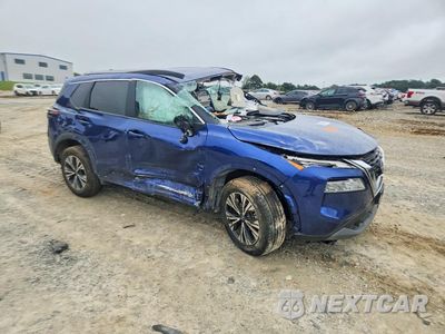 Czwarte zdjęcie samochodu z boku: 2023 NISSAN ROGUE SV VIN:5N1BT3BA5PC840612 - miniatura