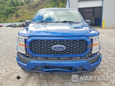 Piąte zdjęcie samochodu w środku: 2022 FORD F150 SUPERCREW VIN:1FTFW1E53NFC28341 - miniatura