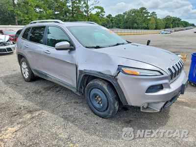 Czwarte zdjęcie samochodu z boku: 2018 JEEP CHEROKEE LATITUDE VIN:1C4PJMCB4JD528554 - miniatura