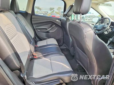 Zdjęcie 11 z 13 samochodu: 2018 FORD ESCAPE SE VIN:1FMCU9GD6JUC87204 - miniatura