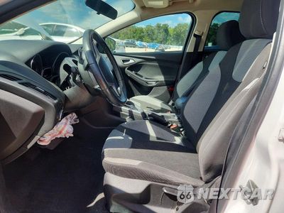 Zdjęcie 7 z 13 samochodu: 2014 FORD FOCUS SE VIN:1FADP3K29EL221525 - miniatura