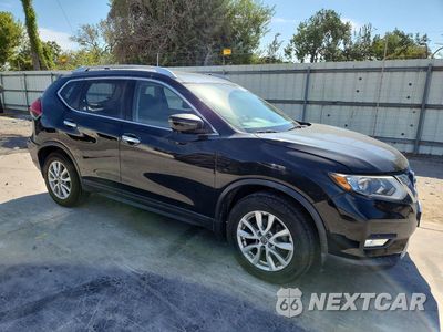Czwarte zdjęcie samochodu z boku: 2017 NISSAN ROGUE SV VIN:KNMAT2MT6HP535879 - miniatura