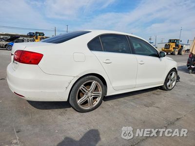 Trzecie zdjęcie samochodu z tyłu: 2013 VOLKSWAGEN JETTA SE VIN:3VWDX7AJ9DM282068 - miniatura