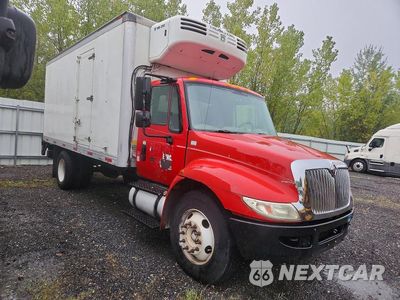 Czwarte zdjęcie samochodu z boku: 2010 INTERNATIONAL 4000 - REFRIGERATED BOX TRUCK VIN:1HTMMAAM0AH273166 - miniatura