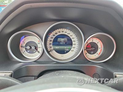 Zdjęcie 9 z 12 samochodu: 2016 MERCEDES-BENZ E 250 BLUETEC VIN:WDDHF9HB9GB237134 - miniatura