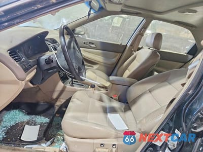 Zdjęcie 7 z 12 samochodu: 1996 HONDA ACCORD EX VIN:1HGCE6675TA016863 - miniatura
