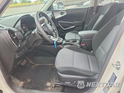 Zdjęcie 7 z 12 samochodu: 2023 KIA SOUL S VIN:KNDJ23AU4P7215562 - miniatura