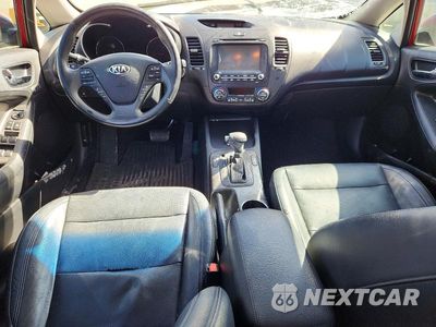 Zdjęcie 8 z 12 samochodu: 2016 KIA FORTE EX VIN:KNAFZ4A81G5529334 - miniatura