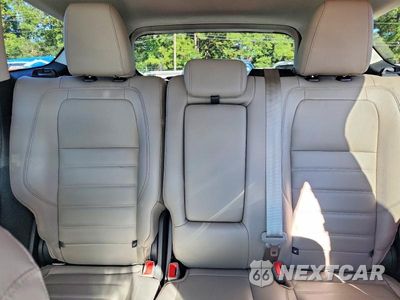Zdjęcie 10 z 13 samochodu: 2017 FORD ESCAPE TITANIUM VIN:1FMCU9J99HUB91453 - miniatura