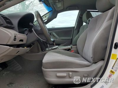 Zdjęcie 7 z 12 samochodu: 2011 TOYOTA CAMRY LE VIN:4T1BF3EK2BU777869 - miniatura