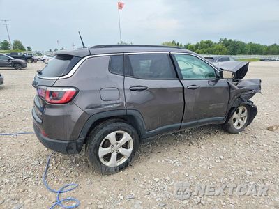 Trzecie zdjęcie samochodu z tyłu: 2018 JEEP COMPASS LATITUDE VIN:3C4NJDBB2JT212489 - miniatura
