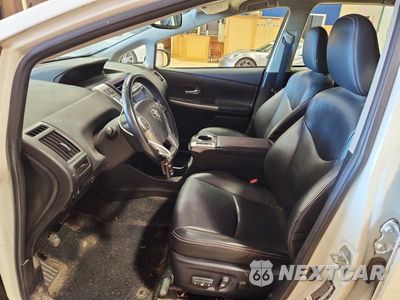Zdjęcie 7 z 12 samochodu: 2015 TOYOTA PRIUS V FIVE VIN:JTDZN3EU9FJ036827 - miniatura