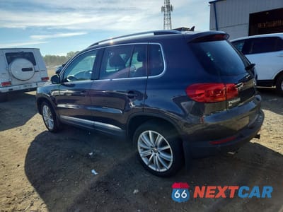 Drugie zdjęcie samochodu z przodu: 2016 VOLKSWAGEN TIGUAN S VIN:WVGBV7AX8GW607815 - miniatura