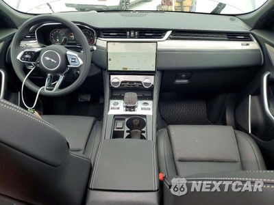 Zdjęcie 8 z 13 samochodu: 2026 JAGUAR F-PACE R-DYNAMIC S VIN:SADCT2EX4TA758044 - miniatura