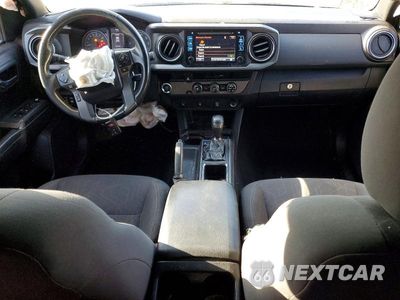Zdjęcie 8 z 12 samochodu: 2017 TOYOTA TACOMA TRD SPORT VIN:3TMBZ5DN1HM008067 - miniatura