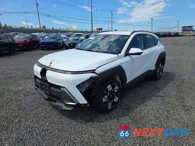 2025 HYUNDAI KONA SEL KM8HB3AB4SU203382 - główne zdjęcie licytacji z USA - miniatura