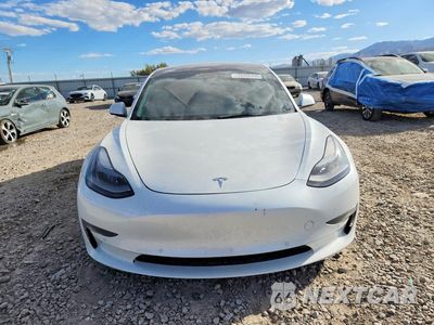 Piąte zdjęcie samochodu w środku: 2022 TESLA MODEL 3 VIN:5YJ3E1EB1NF184095 - miniatura