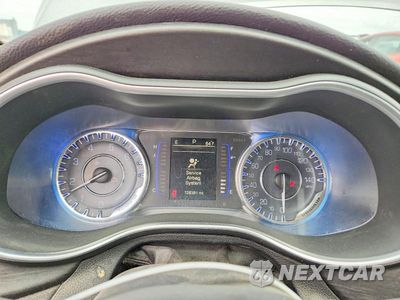 Zdjęcie 9 z 12 samochodu: 2016 CHRYSLER 200 LIMITED VIN:1C3CCCAB0GN123868 - miniatura