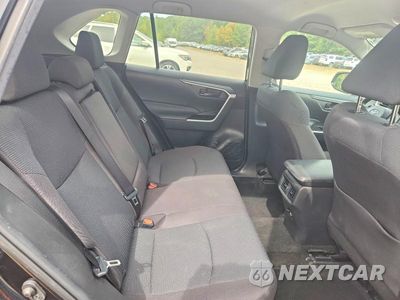 Zdjęcie 10 z 12 samochodu: 2022 TOYOTA RAV4 LE VIN:2T3F1RFV3NW306773 - miniatura