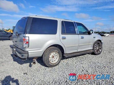 Trzecie zdjęcie samochodu z tyłu: 2002 FORD EXPEDITION XLT VIN:1FMRU15L52LA33481 - miniatura