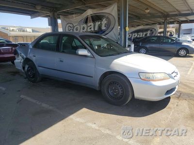 Czwarte zdjęcie samochodu z boku: 1998 HONDA ACCORD LX VIN:1HGCG5646WA077587 - miniatura