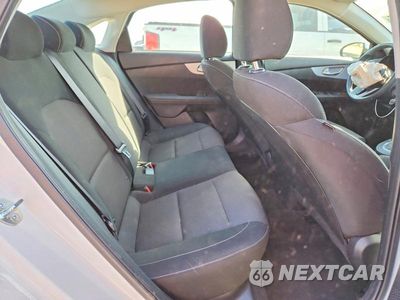 Zdjęcie 10 z 13 samochodu: 2024 KIA FORTE LXS VIN:3KPF24AD3RE782876 - miniatura