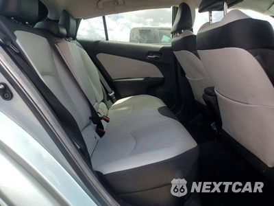 Zdjęcie 10 z 12 samochodu: 2018 TOYOTA PRIUS FOUR VIN:JTDKARFU5J3554526 - miniatura