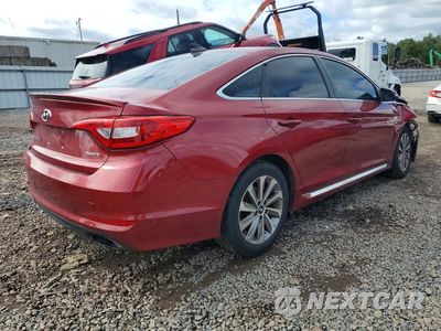 Trzecie zdjęcie samochodu z tyłu: 2016 HYUNDAI SONATA SPORT VIN:5NPE34AF4GH424639 - miniatura