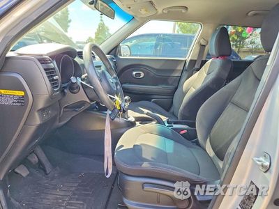 Zdjęcie 7 z 12 samochodu: 2015 KIA SOUL BASE VIN:KNDJN2A22F7759721 - miniatura