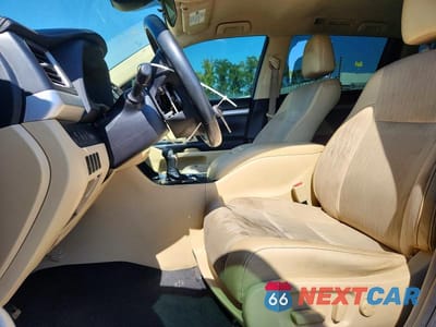 Zdjęcie 7 z 13 samochodu: 2019 TOYOTA HIGHLANDER LE PLUS VIN:5TDZZRFH0KS361596 - miniatura
