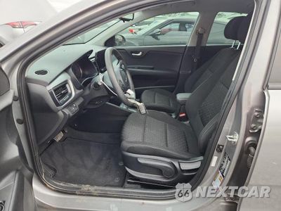 Zdjęcie 7 z 12 samochodu: 2023 KIA RIO S VIN:3KPA25AD8PE619704 - miniatura