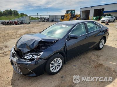 2017 TOYOTA CAMRY LE 4T1BF1FK1HU447555 - główne zdjęcie licytacji z USA - miniatura