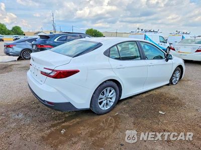 Trzecie zdjęcie samochodu z tyłu: 2026 TOYOTA CAMRY LE VIN:4T1DAACK8TU275402 - miniatura