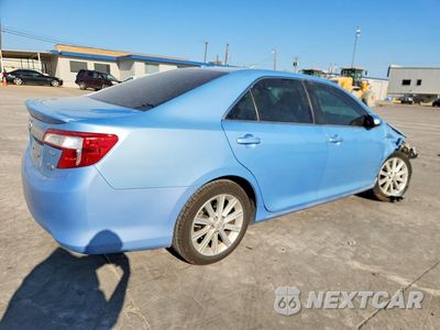 Trzecie zdjęcie samochodu z tyłu: 2014 TOYOTA CAMRY HYBRID XLE VIN:4T1BD1FK7EU109630 - miniatura