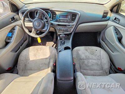 Zdjęcie 8 z 13 samochodu: 2015 KIA OPTIMA LX VIN:5XXGM4A7XFG461798 - miniatura