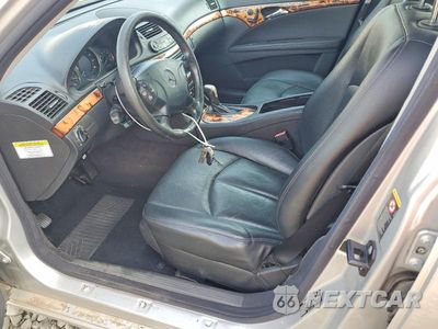 Zdjęcie 7 z 12 samochodu: 2005 MERCEDES-BENZ E 320 VIN:WDBUF65J75A706726 - miniatura